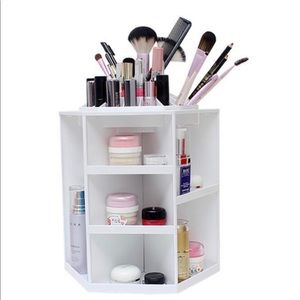 Rotating makeup organizer